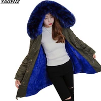 Female-Windbreaker-Winter-Coat-2017-New-High-Quality-Lamb-Wool-Warm-Fur-Coat-Hooded-Fur-Collar.jpg_200x200
