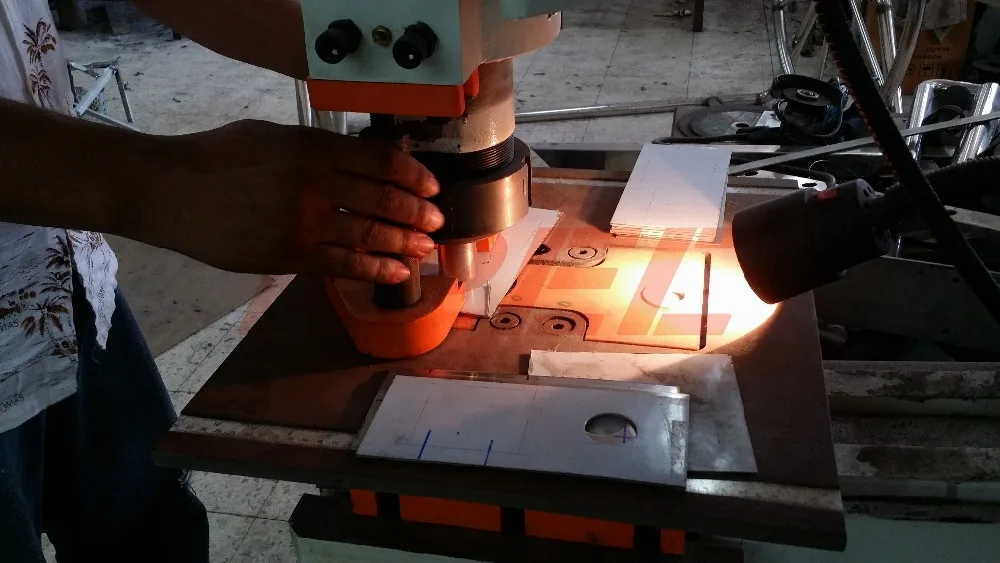 Гидравлический перфоратор 60 300T серии|ironworker machine|punching machinehole punching machine |