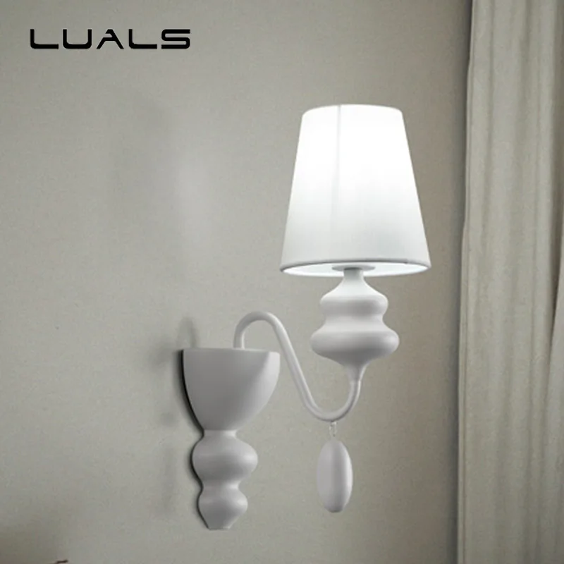 

Nordic Modern Wall Lamp Bedroom Bedside Wall Lamps Creative Cloth Lamp Shade Wall Light Individuality Art Decorate Wall Lighting