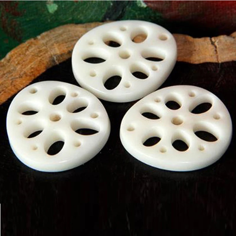 

1pcs Imitation lvory Lotus root Carved pendant Beads For Jewelry Making necklace Fashion jewelry Party Gifts pendant accessories