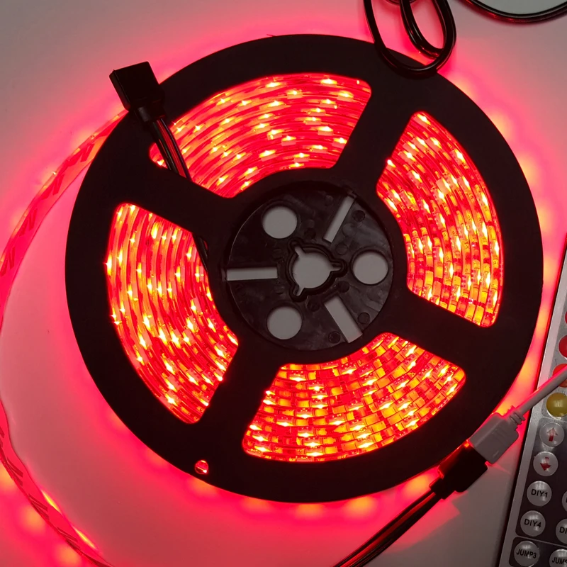 СВЕТОДИОДНАЯ лента SMD 5050 RGB Одиночная Водонепроницаемая 5 м 300 светодиодов 12 В