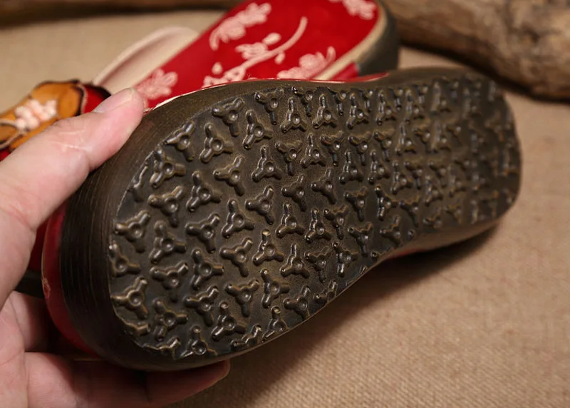 4112344636_1882665471