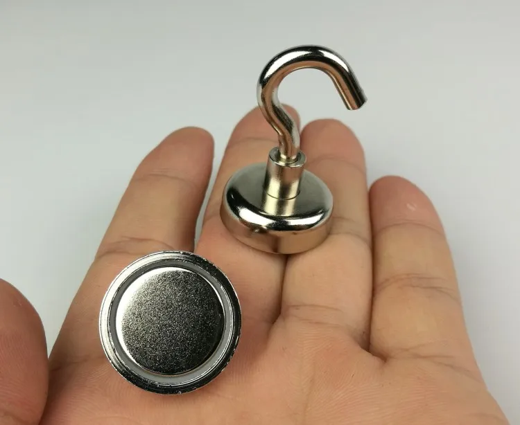 7502