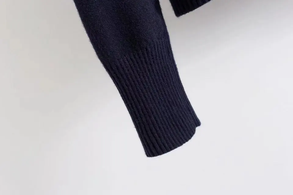 8183288356_1855766486