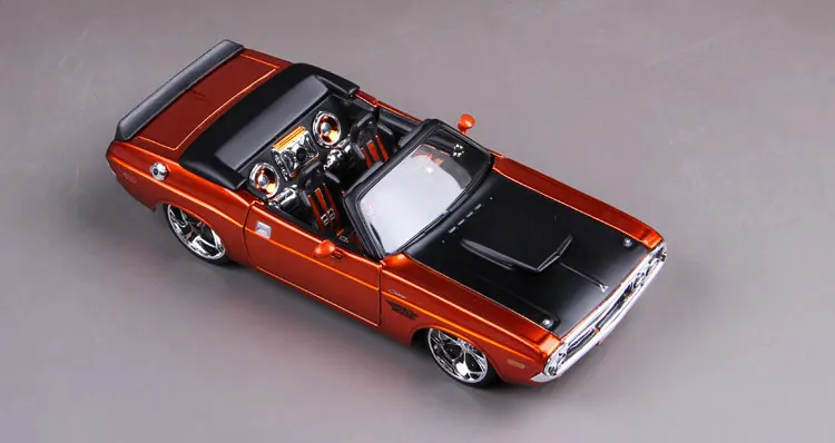 Maisto 1:24 1970 Dodge Challenger R/T трансформер литая под давлением модель автомобиля игрушка для детей Подарки Новинка в коробке