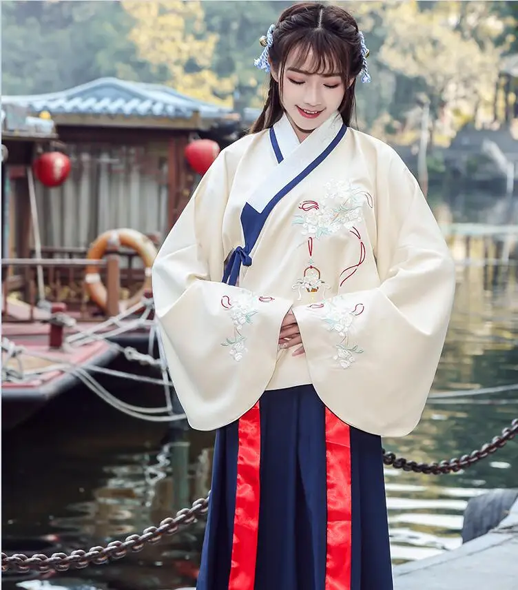 Chinese Traditional Hanfu heavy industry embroidered double cross