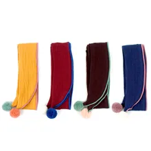 Детский шарф в Корейском стиле для девочек из мягкой хлопковой ткани; Однотонный шарф с милым помпоном