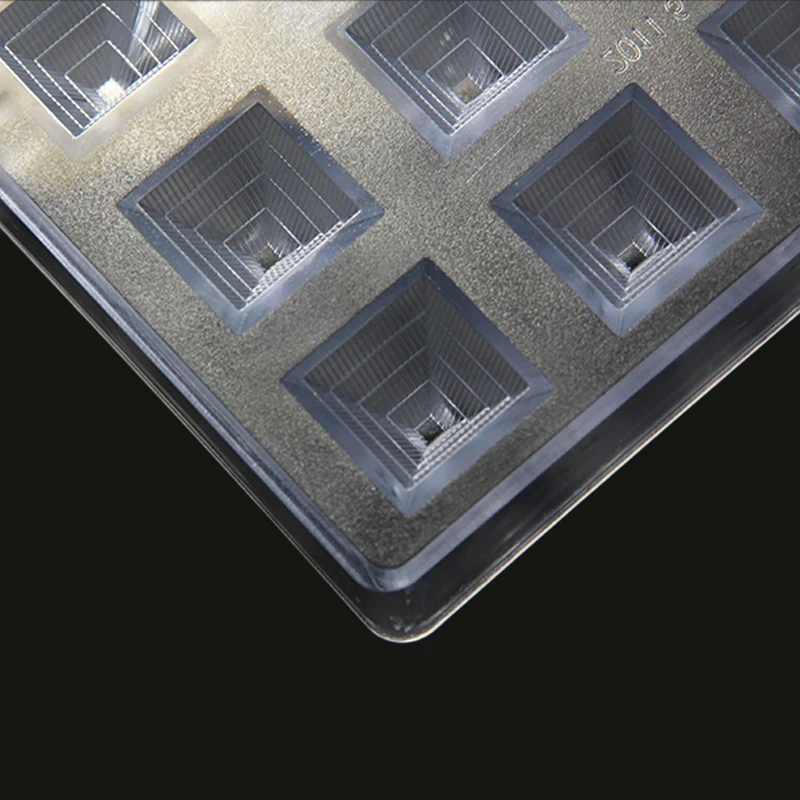 CC0018_2