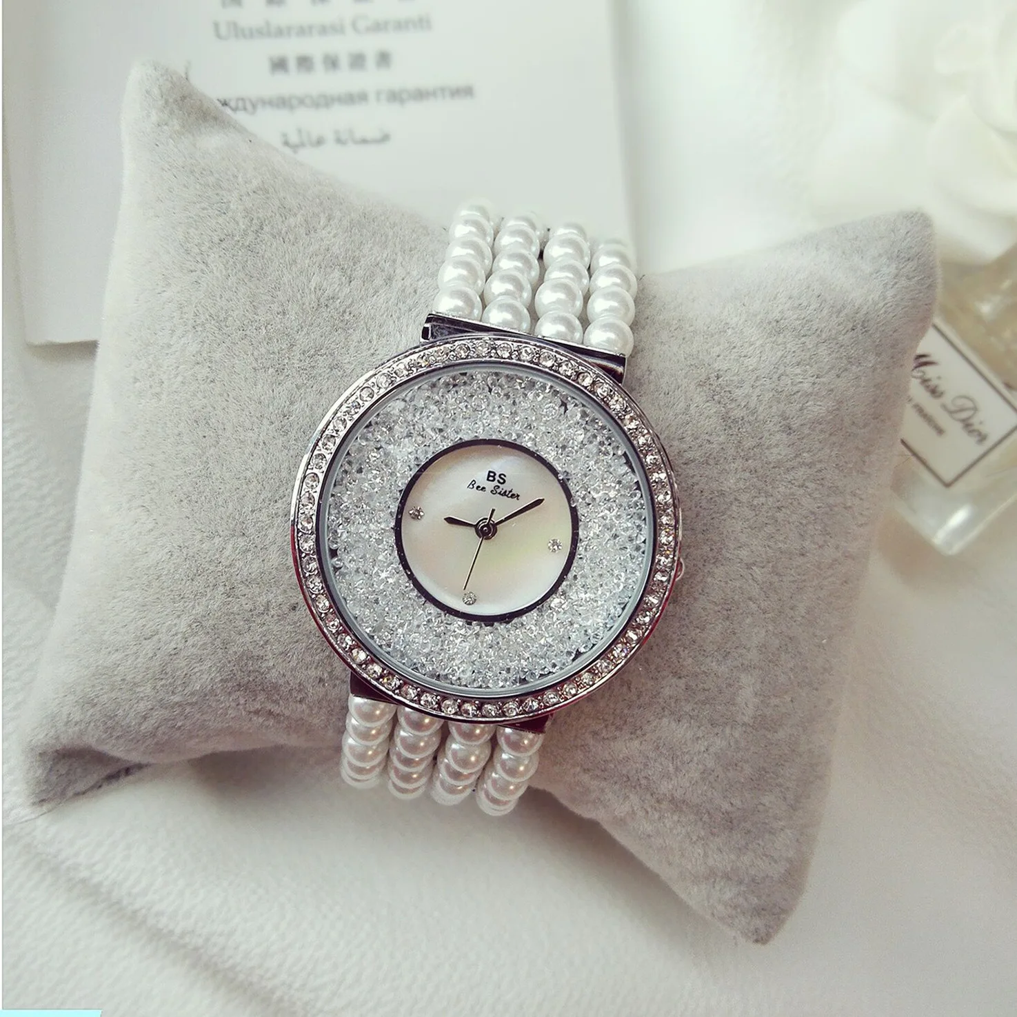 BS Brand Nice Pearl Lady Women Watch Shinning Bling Bling Quartz Wrist Watches High Quality sand