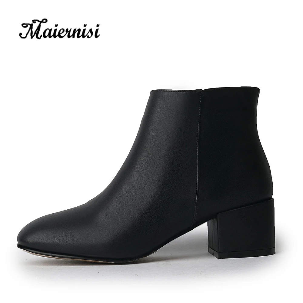 

MAIERNISI Women's Winter Boots plush Warm Boots Shoes Ladies Fashion Martin Thick Non-slip Boots Retro Boots big size 34-43