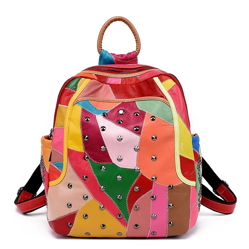 

2018 New Fashion Women sheepskin Leather Backpack Ladies Rivet High Capacity Laptop School Bags B31 mochila feminina