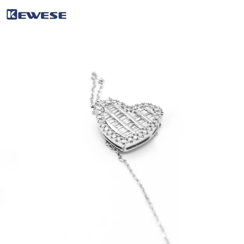 

35 points square heart-shaped necklace, 18K gold, 35 points, heart, necklace, decorations, accessories
