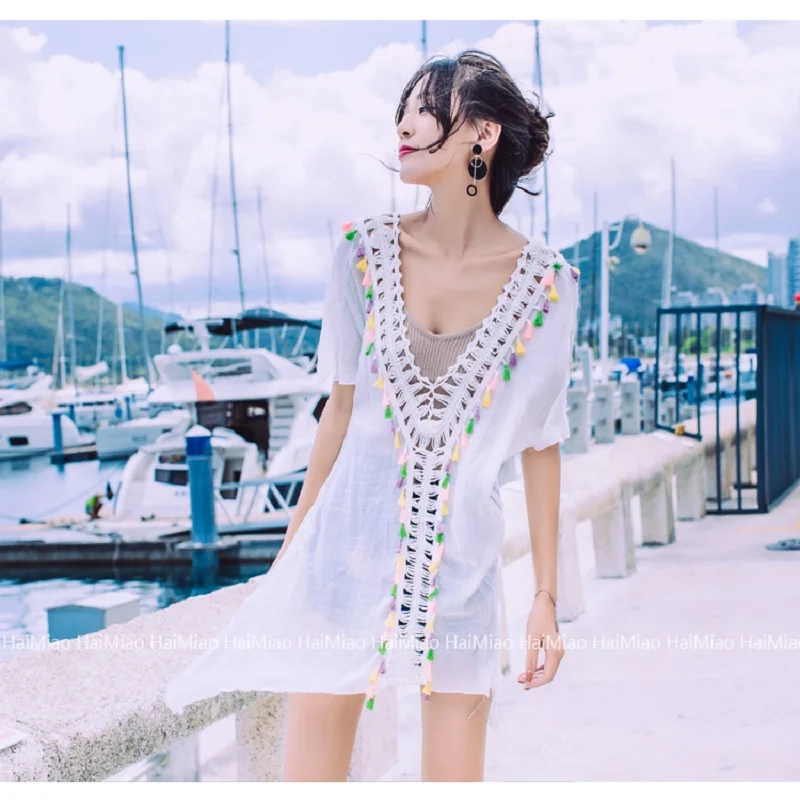 

Rhyme Lady 2019 Beach Cover Up Sexy Swimsuit short sleeve beach dress Swimwear Lace Crochet Summer Style free Size V-neck cover