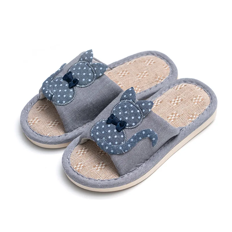 boys slippers size 6