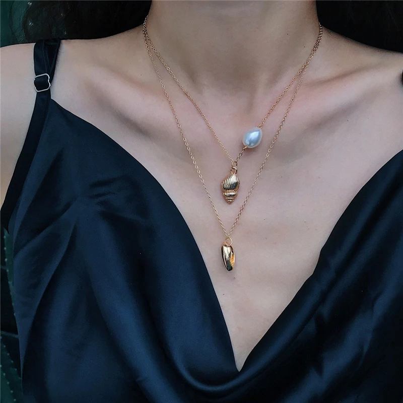 

Boho Seashell Conch Pendant Necklace For Women Three Layers Imitation Pearl Statement Necklace Hot Summer Beach Jewelry Gift