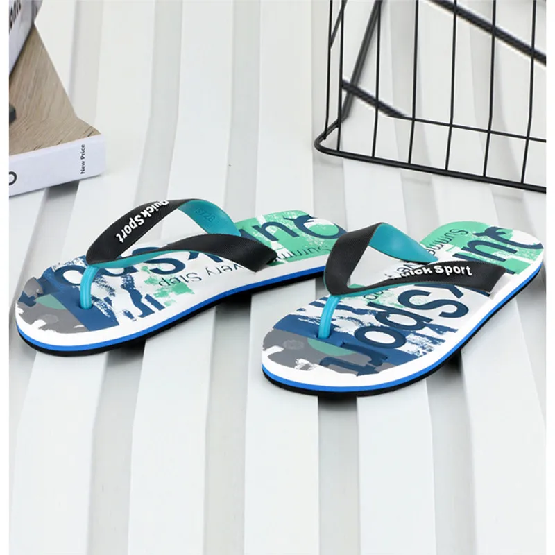 2019  Men letters Beach Shoes Flip Flops Flat Slides Flip Flops Slippers Home Sandals terlik Mans footwear 40JA2916