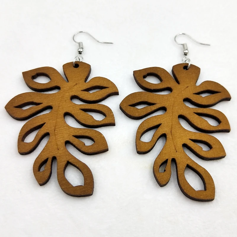 

Qiaohe 1 Pair Good Quality Wood Earrings Organic brown Hollow African Woman Wooden Brincos Pendant 4.5*6.5cm/1.8*2.6'' E333