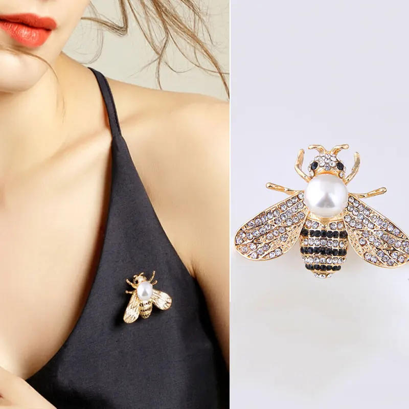 

Bee Pins Brooch Broche Bee Femme Bijoux Pearl Vintage Women Bumblebee Lovely Scarf Pin Elegant Karl Jewelry Baby Hat Enamel