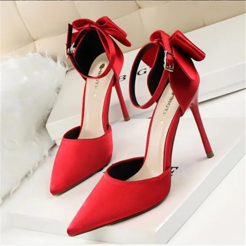 

New sweet beauty shoes stiletto high heel shallow mouth female sandals pointed silk satin hollow bow one word with sandals 35-43