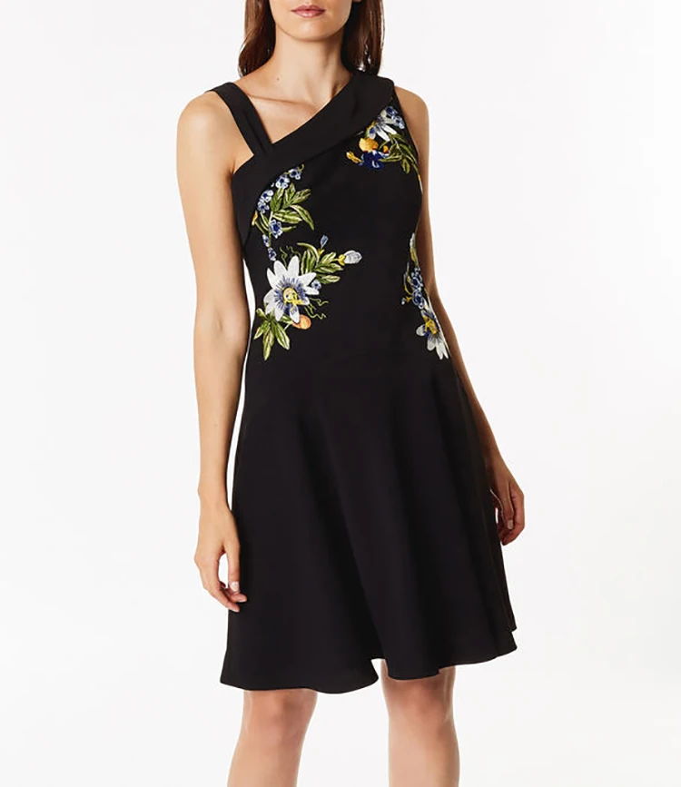 karen-millen_01936602_2
