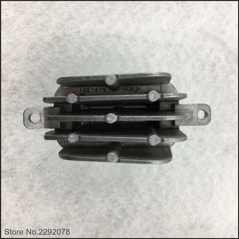 

1PC Original LED DRL Sourse Headlight Daytime Running Light Sourse 1305715178 1 305 715 178 (Genuine and Used)