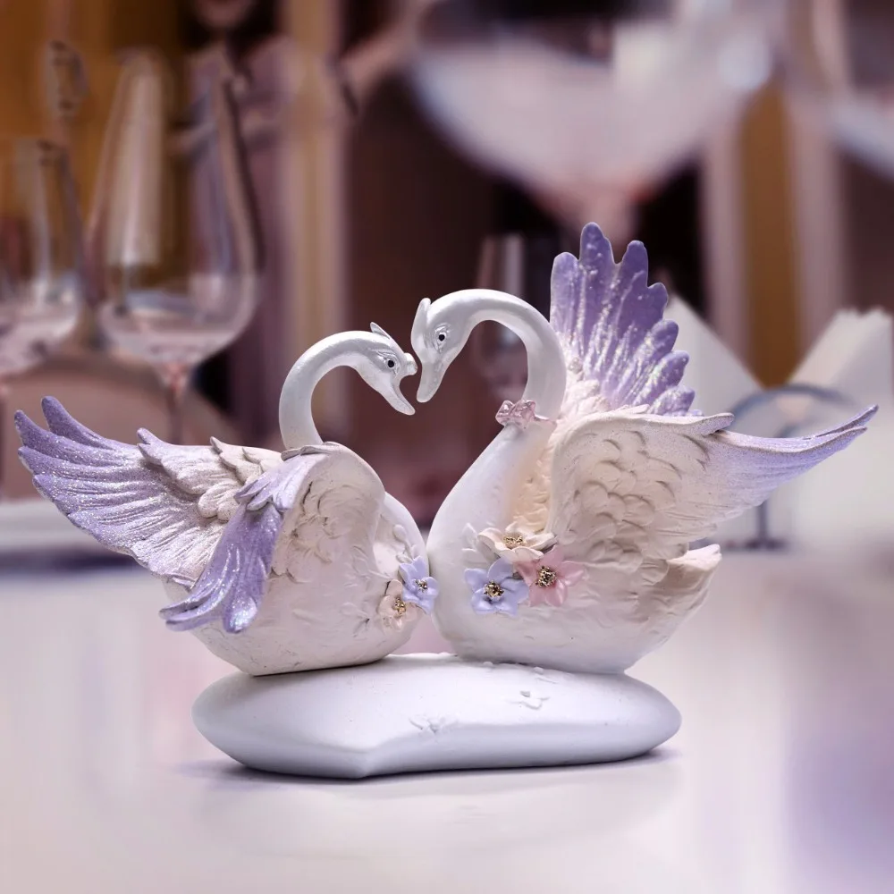 Modern Luxury Embossed Resin Swan Wedding Gift Figurines Crafts Home ...