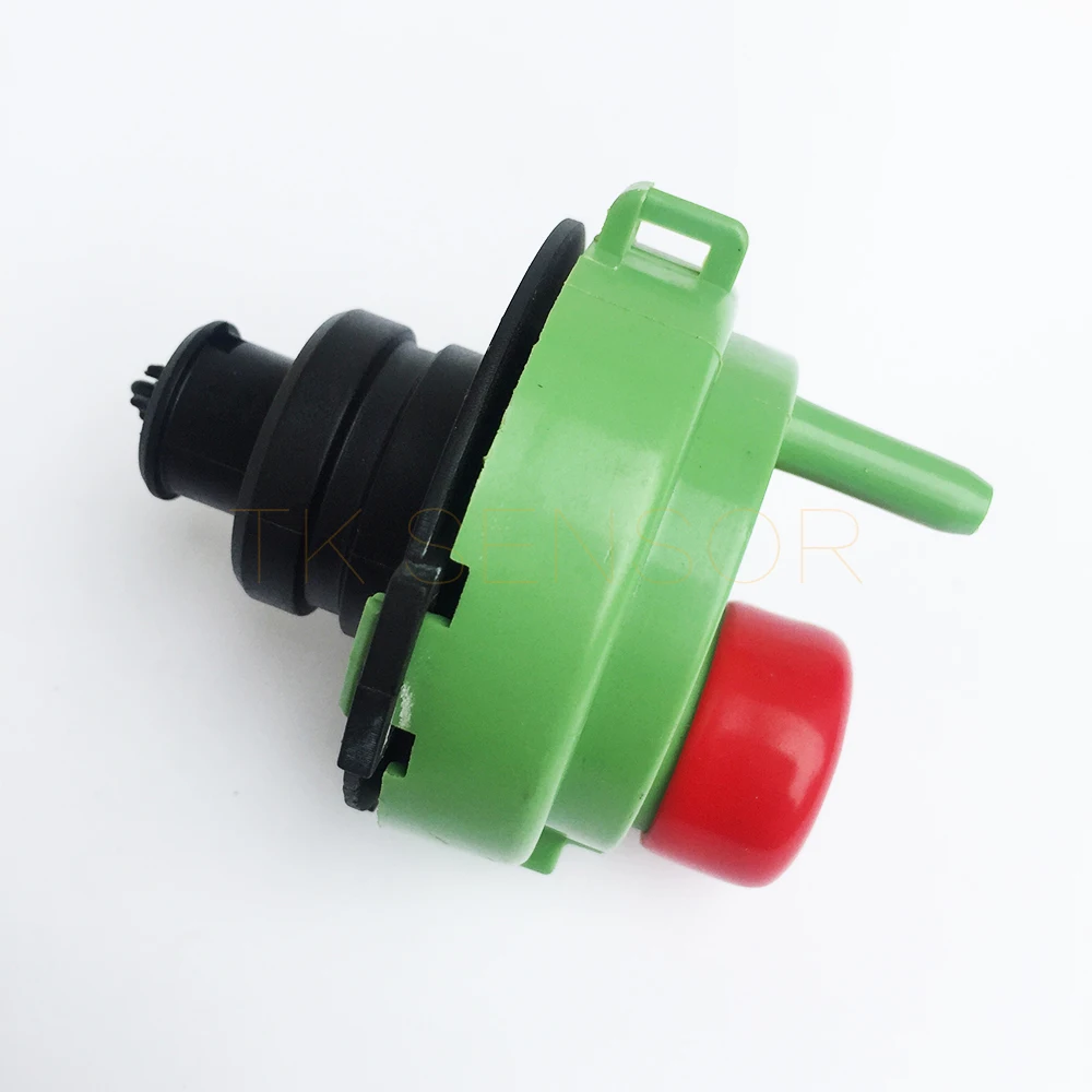 10 PCS 20565673 Truck Vacuum Switch Voltage: 24V for:VOLVO