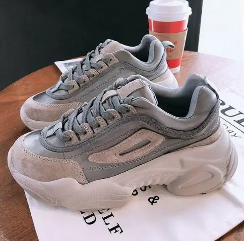 

Women's Chunky Sneakers 2019 New Fashion Women Soft Bottom Female Platform Shoes Pink Casual White Woman Vulcanize Dad Shoes Z
