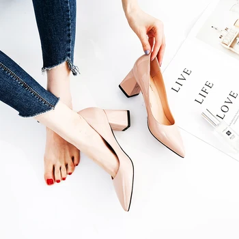 

High-heeled women's thick with spring models 2019 new pointed wild single shoes