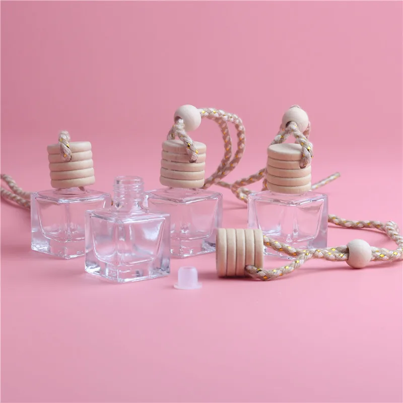 

New Fashion 1PCS/LOT 5ML Mini Diamond Hanging Car Perfume Bottles Steam Car Accessories Bottle Empty Bottle