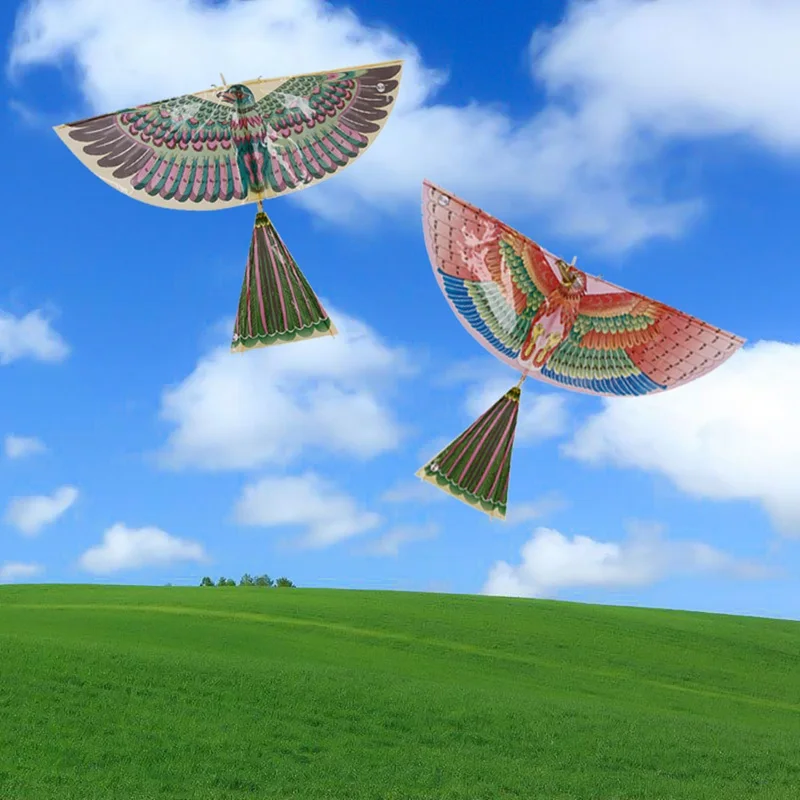 2018 New Colorful Rubber Band Powered Flying Birds Toys New Funny Toys