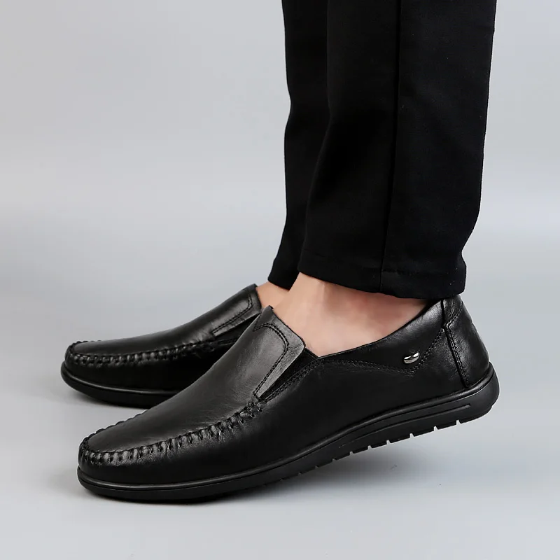 

Men Shoes outdoor Men's genuine Leather Loafers Non-slip Casual Middle-aged Wear-resistant Soft Bottom Business Shoes Man L5