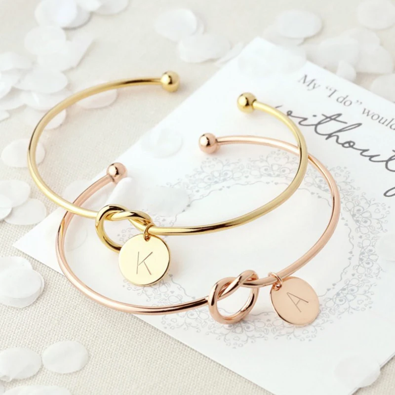 

2019 New Bangle Bracelets for Women A-Z Letter Name Gold Bangles for Women Knot Round Pendant Bracelet Jewelry Pulseira Mujer