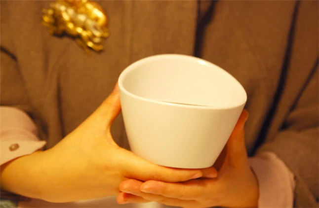 oblique fall smart teacup10.jpg