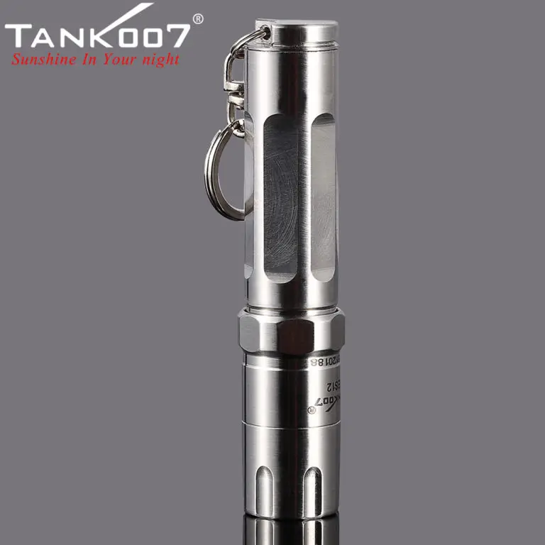 ES12-Mini-flashlight-120lumen-5-768x768