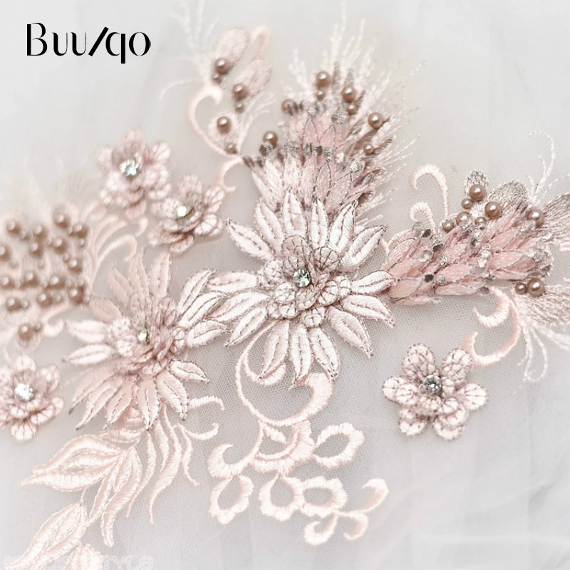 кружево цветы. кружевная ткань. кружевная вышивка на сетке. вышивка жемчугом и бисером. вышитое кружево.