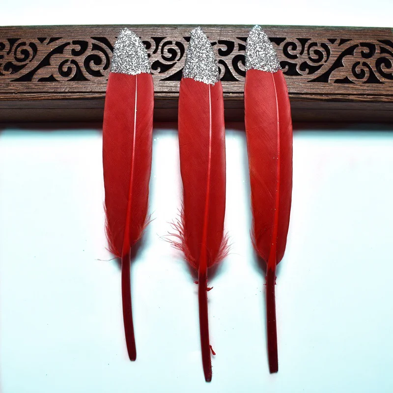red Silver 20 шт./лот черный и золотой утиные перья ремесла, на стопу длиной от 10 до 15 см натуральный гусь перо для самостоятельного изготовления ювелирных изделий для дома с меховым вечерние украшения - Color: red Silver