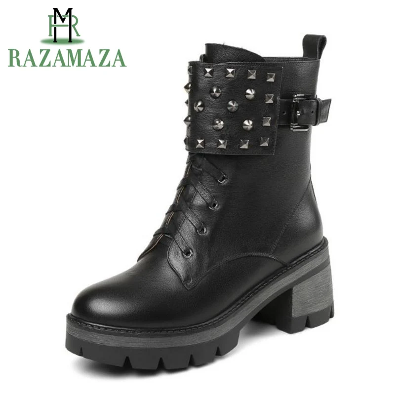 

RAZAMAZA Women's Sexy Rivets Mid Calf Boots Real Leather Martin Boots Shoes Warm Fur Lining Side Zipper Thick Heels Shoes Women