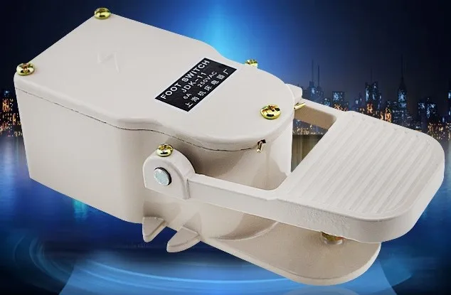 

Motor pedal self-resetting foot switch controller LT-5 JDK-11 metal shell 220V press the foot switch