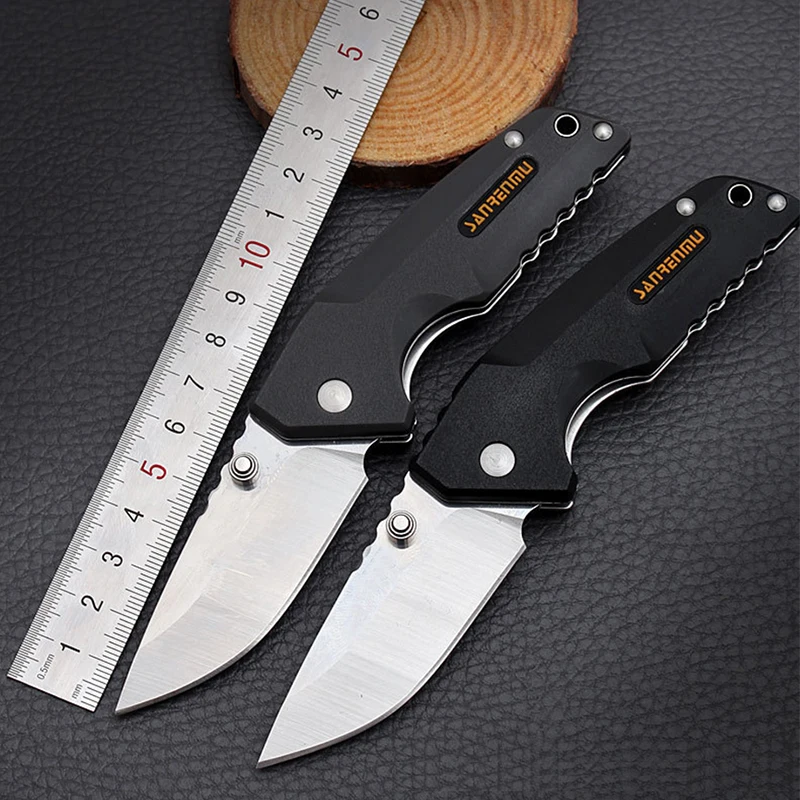 Free shipping high hardness folding knife self defense with a knife to