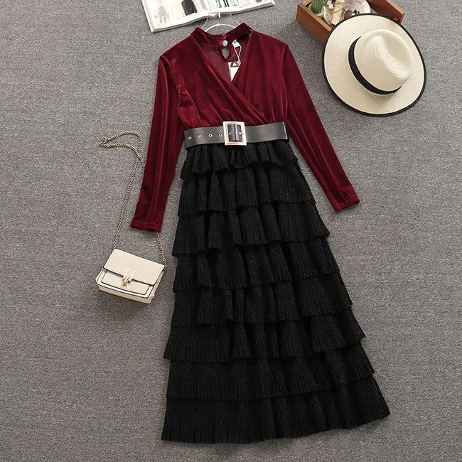 

2019 Spring New Arrival French Style Vintage Dress High Waist V Neck Fake Two Pieces Pleated Velvet Layer Dress Free Shipping