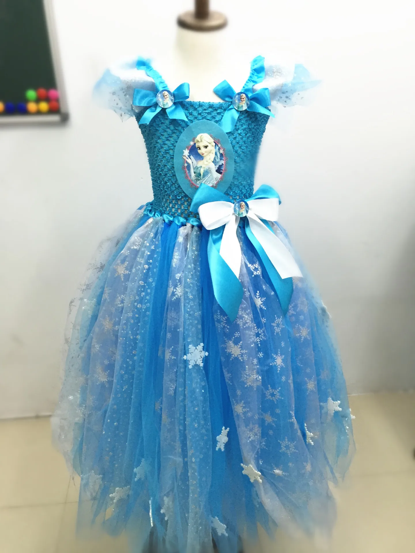 Детское платье принцессы для девочки костюмы Анны и Эльзы рождественские платья для девочек платье Снежной королевы для маленьких девочек