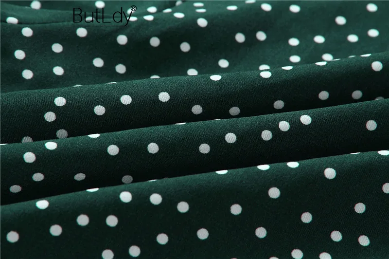 10785396834_691753800