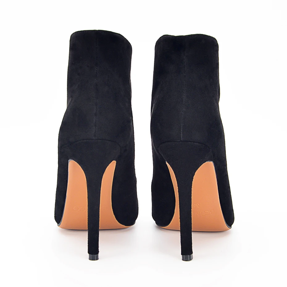 JAWAKYE/женские замшевые ботильоны черного цвета; женские полусапожки на высоком каблуке без застежки; дизайнерская зимняя обувь с вырезами; женские ботинки