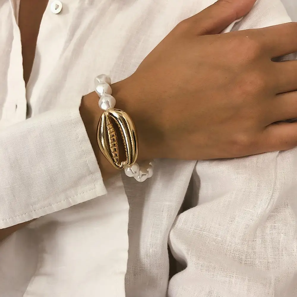 

2019 New Bohemian Cowrie Shell Jewelry Bracelets Bangle Women Party Punk Big Seashell Imitation Pearls Chain Adjustable Bracelet