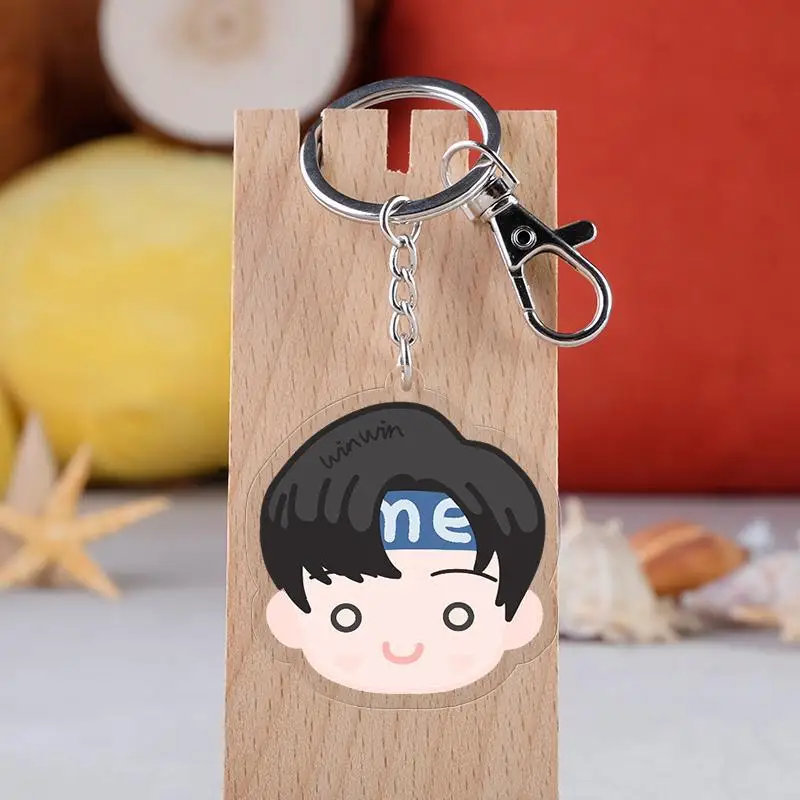 

Kpop Korean Boys Band NCT Keychain Cartoon Neo Culture Technology Taeil Lee Tae Yong Car Key Holder Chain Pendants Keyrings