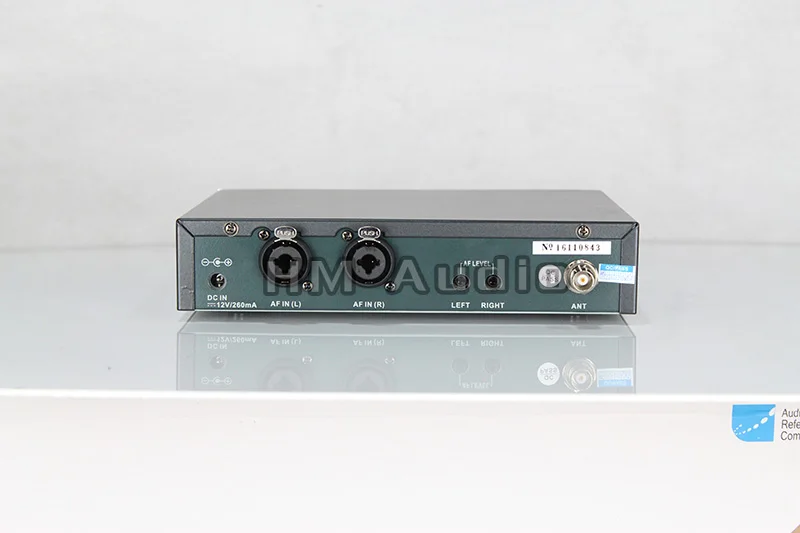 В ухо монитор беспроводной системы EW300 IEM один передатчик мониторинга Профессиональный для сценической производительности 2 приемника