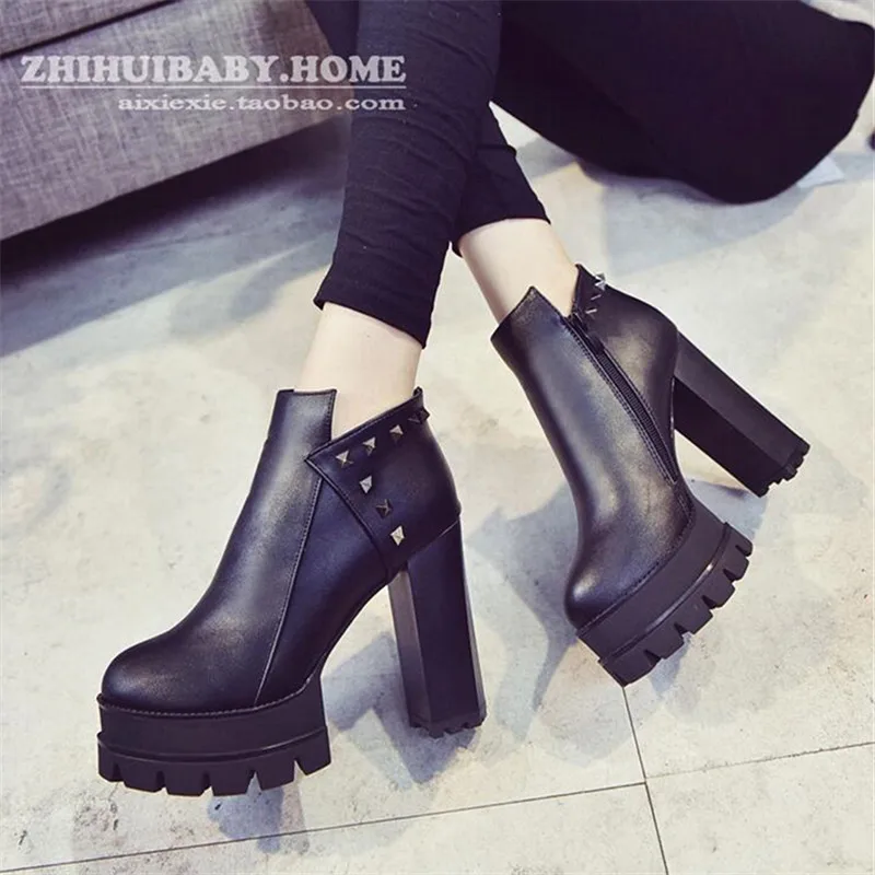 

2017 Autumn Martin Boots 11CM Women Fashion Rivet High Heel Platform Pumps Square Heel Leather Super High Heel Round Toe B90305