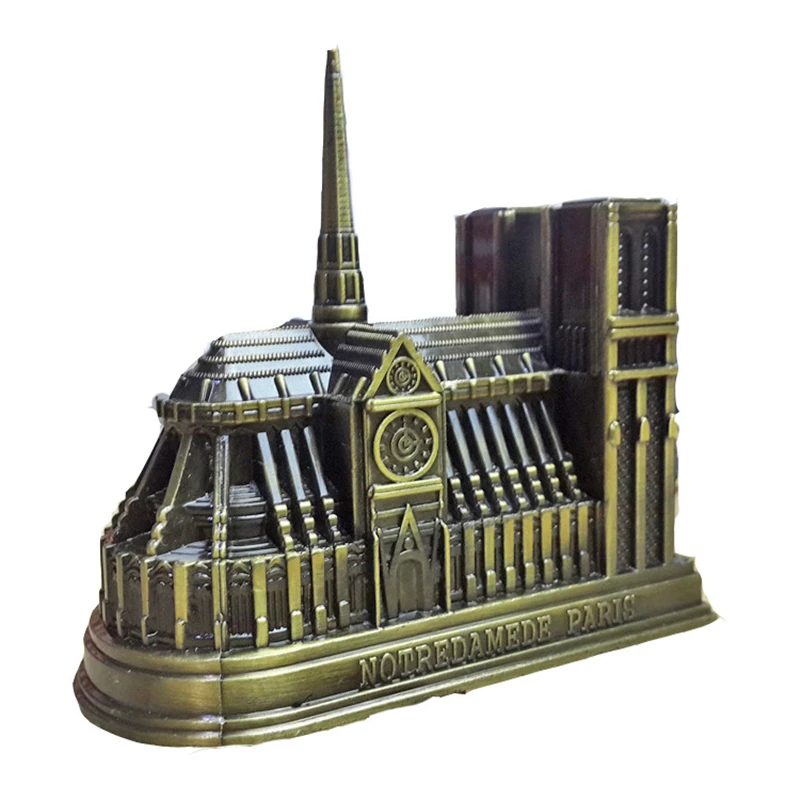 

Vintage Metal Notre Dame de Paris Model Paris Notre Dame Souvenir Building Figurine Home Desktop Office Decor Gift Notredamede