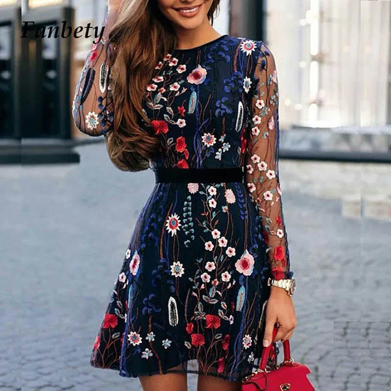 Vente Fanbty 2019 Sexy femmes robe de broderie florale pure maille été Boho Mini robe a ligne dame robe de soirée transparente Vestidos